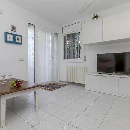 Leonor By Interhome