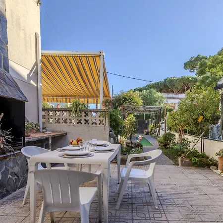 Дом отдыха Leonor By Interhome Камбрильс