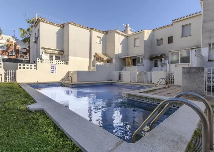 Leonor By Interhome Дом отдыха Камбрильс